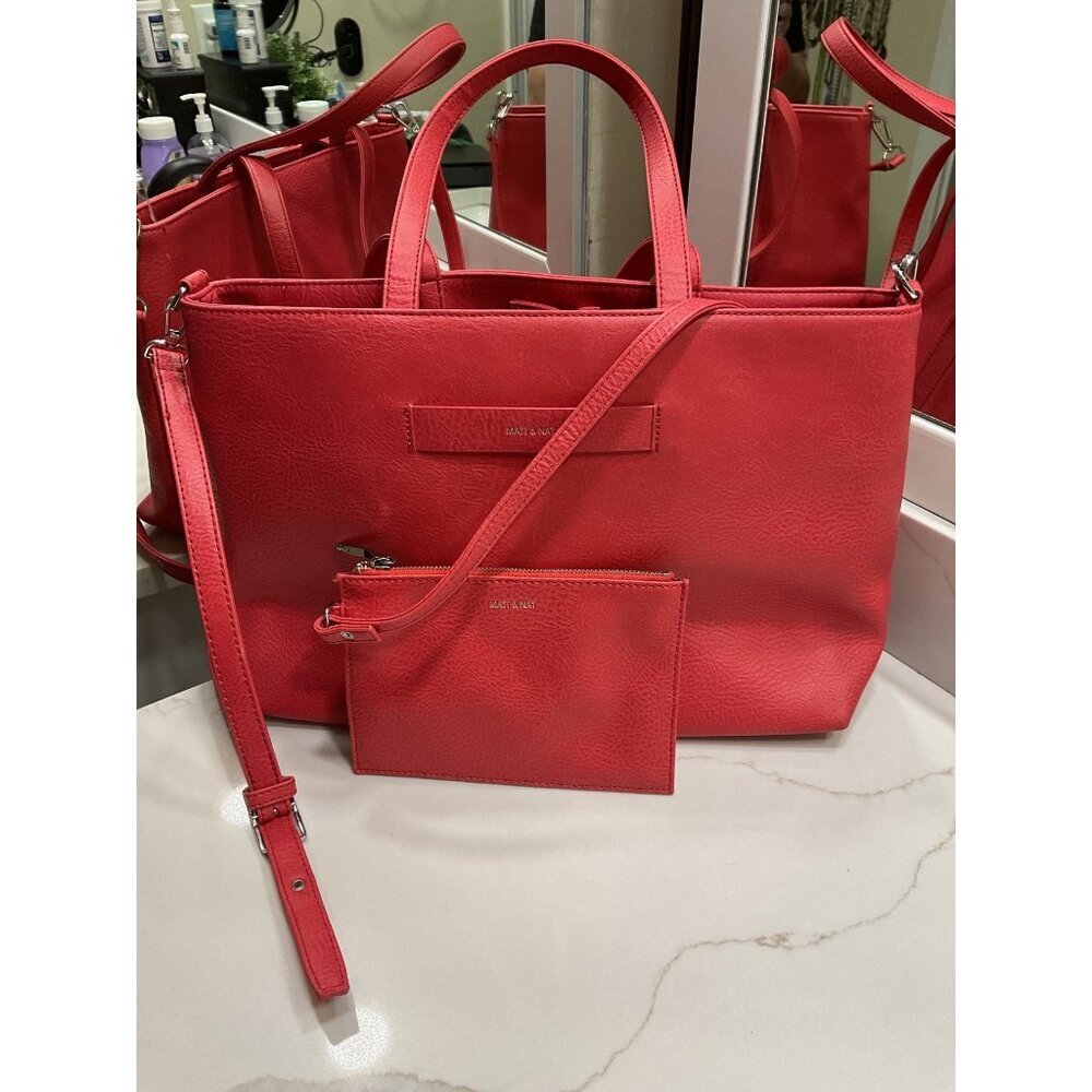 Matt & Nat Vegan Leather Lesada Large Tote Bag Eco-Friendly Matching Wallet